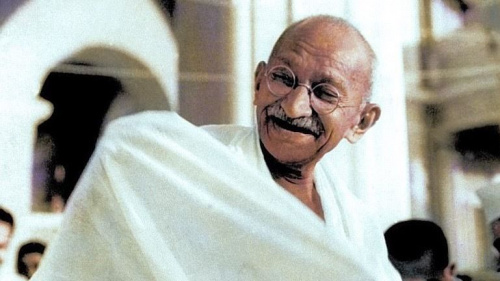 Documental-Coloquio sobre Gandhi, 